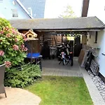 Kleine Mit Garten Und Terrasse By Interhome Lejlighed Zingst